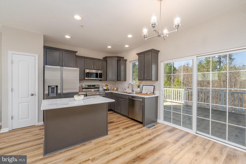 5060 Oyster Reef Place photo 1