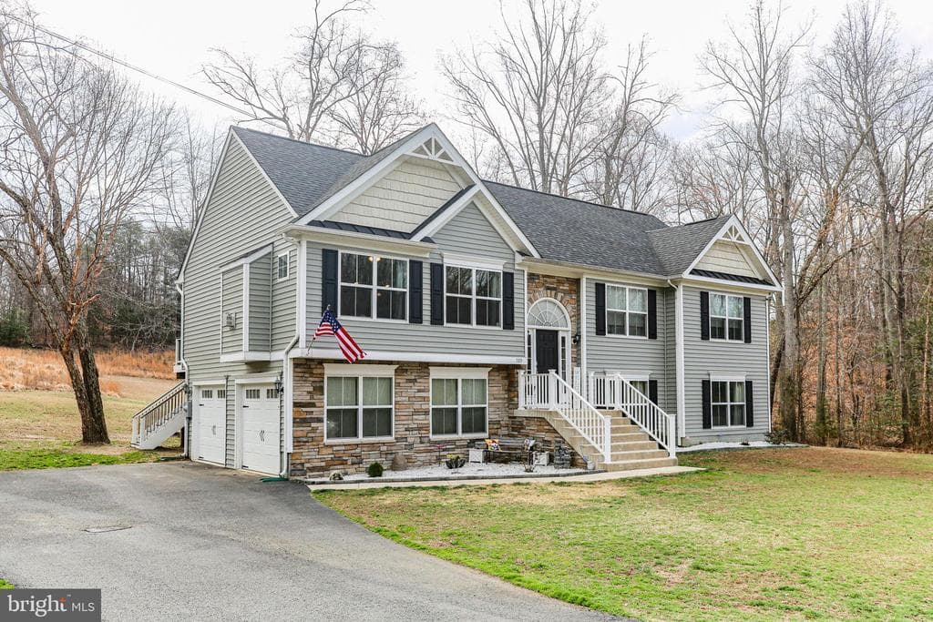 189 Ruby Glen Lane photo 1