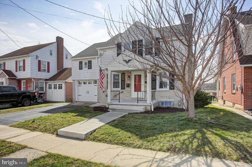 315 Meade Avenue photo 1