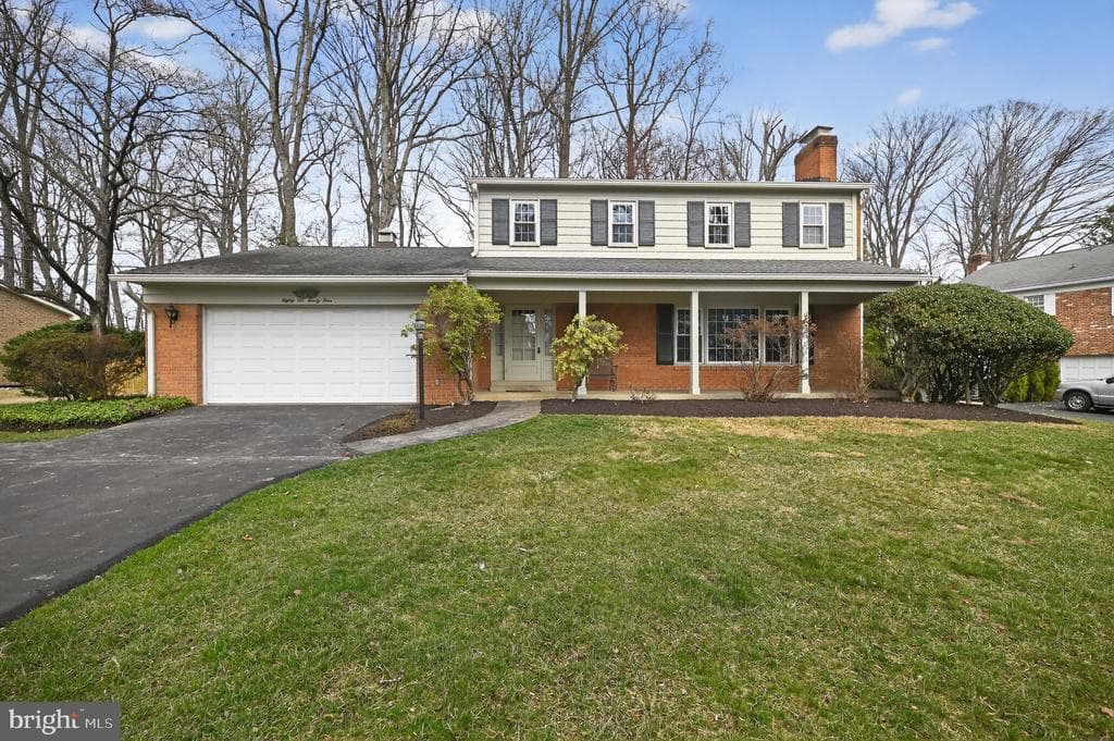 8624 Redwood Drive photo 1
