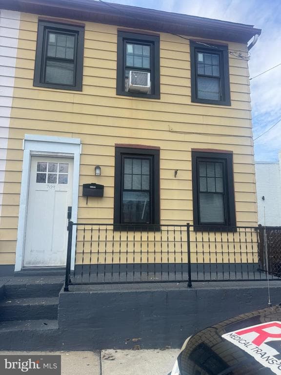 709 Saint Joseph Street photo 1