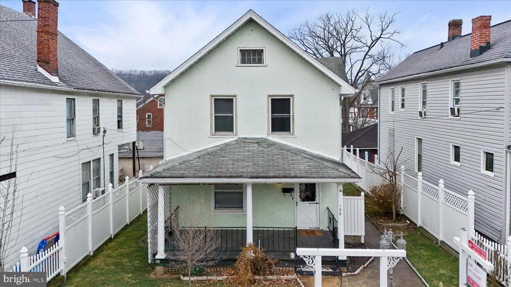 129 Race Street photo 1