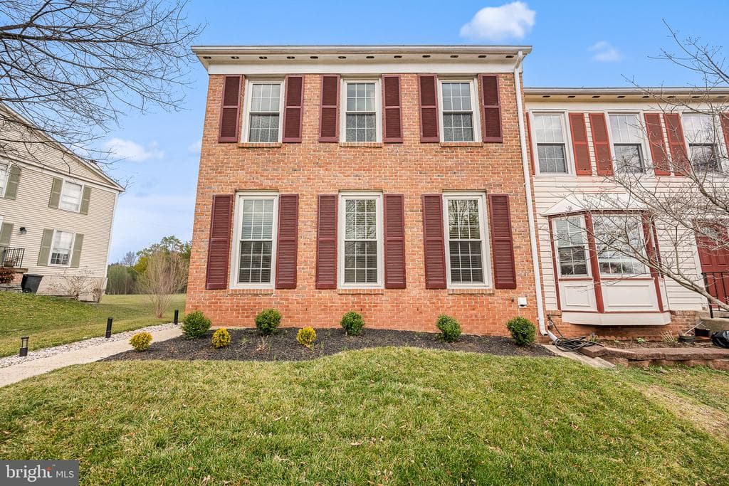 3711 Foxfield Lane photo 1