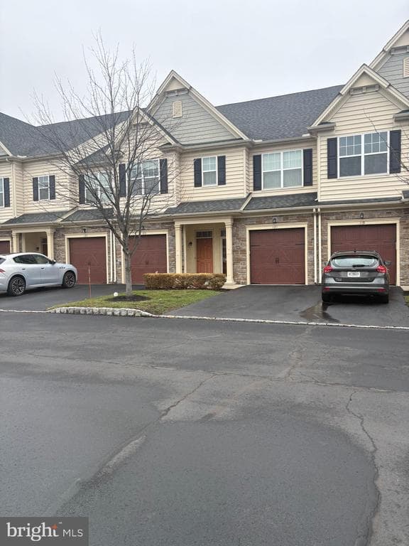 121 Bradbury Drive #b photo 1