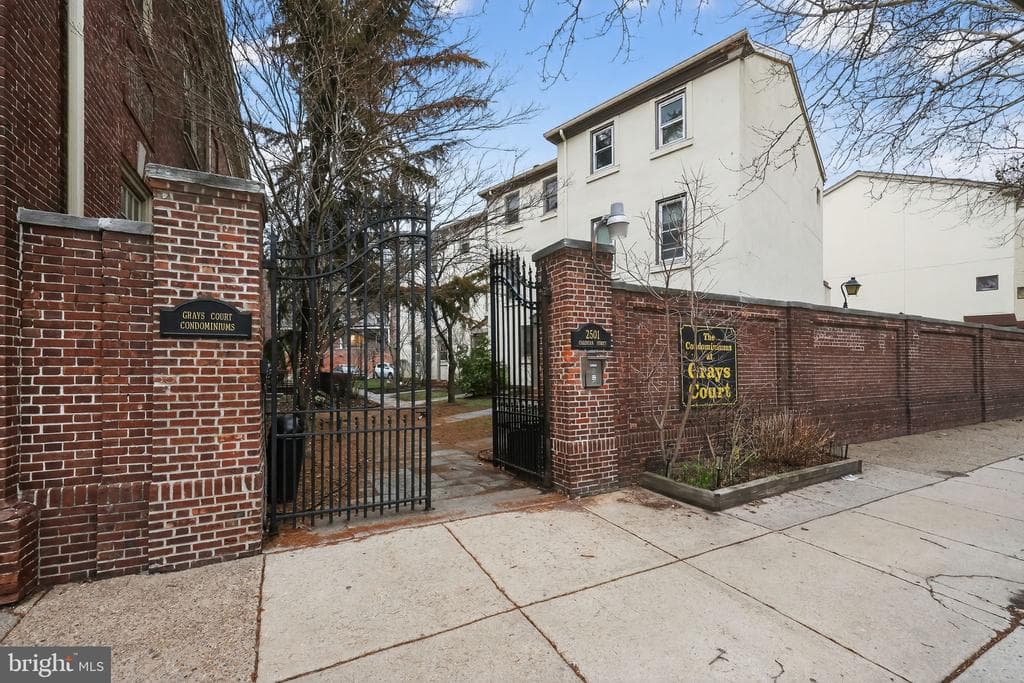 2501 Christian Street #403 photo 1