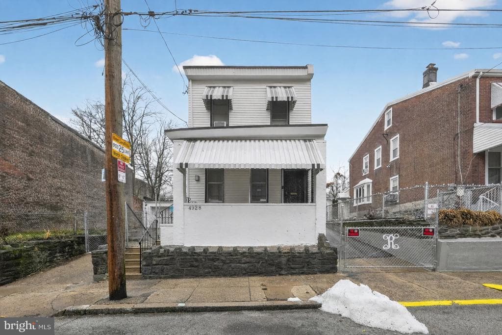 4928 N Uber Street photo 1