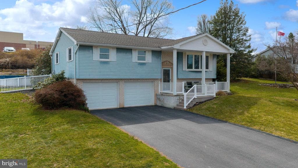 417 Frederick Drive photo 1