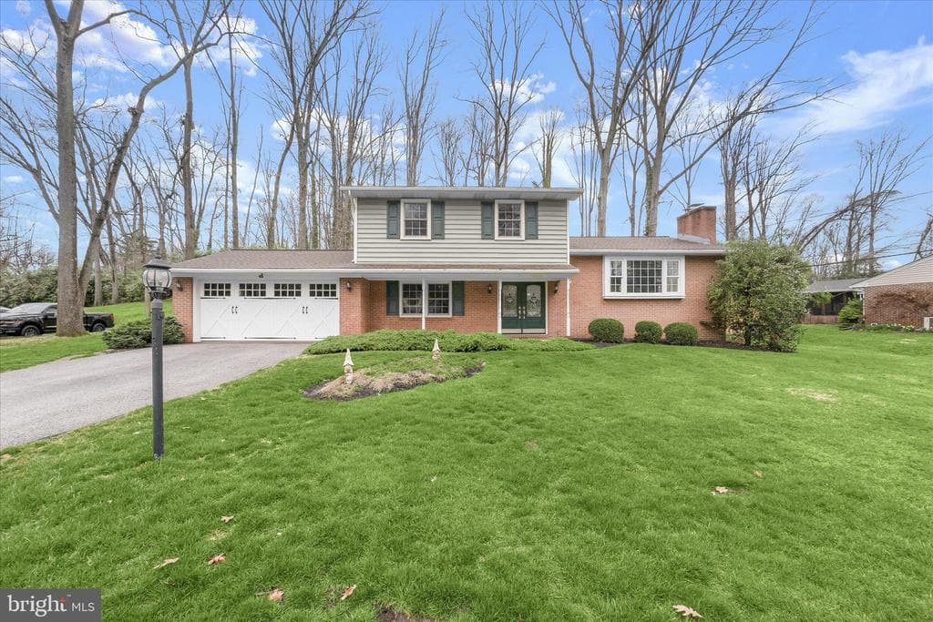 1146 Valley Drive photo 1