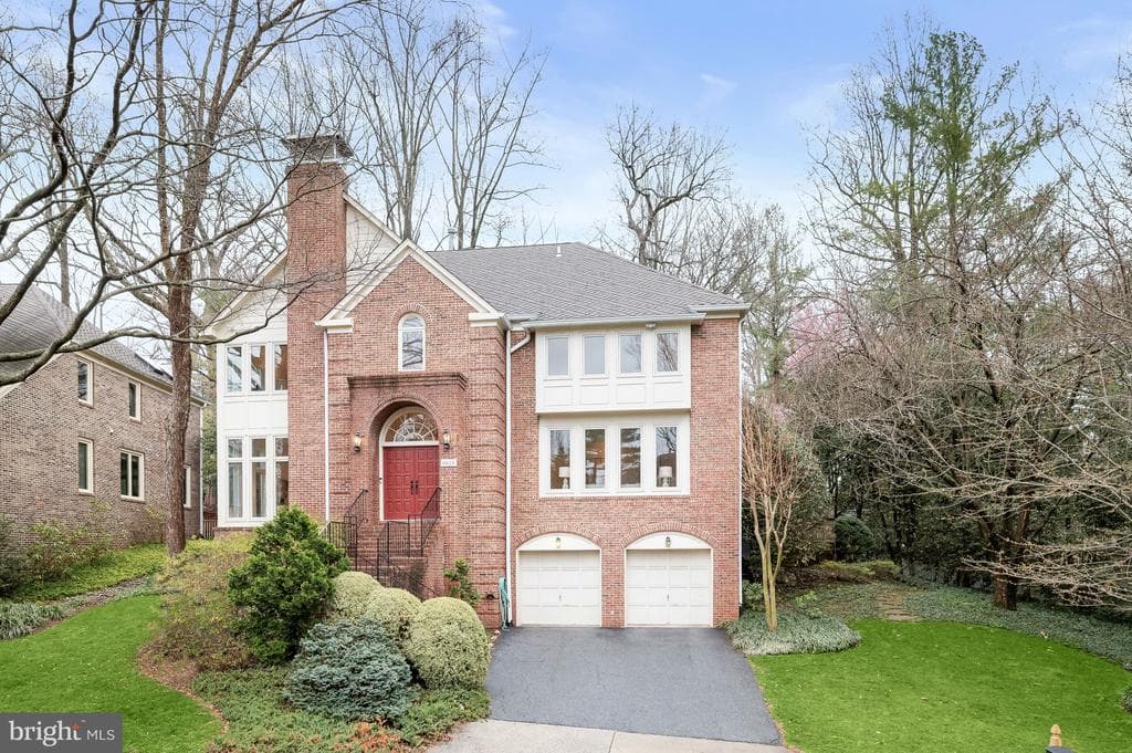 6628 Landon Lane photo 1