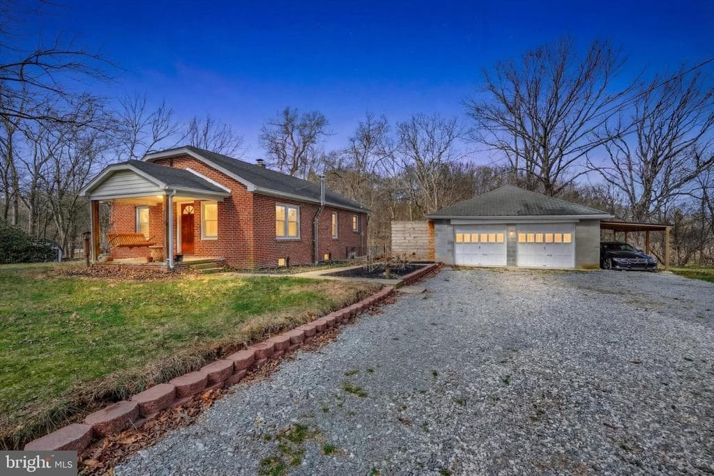 5375 N George Extension Street photo 1