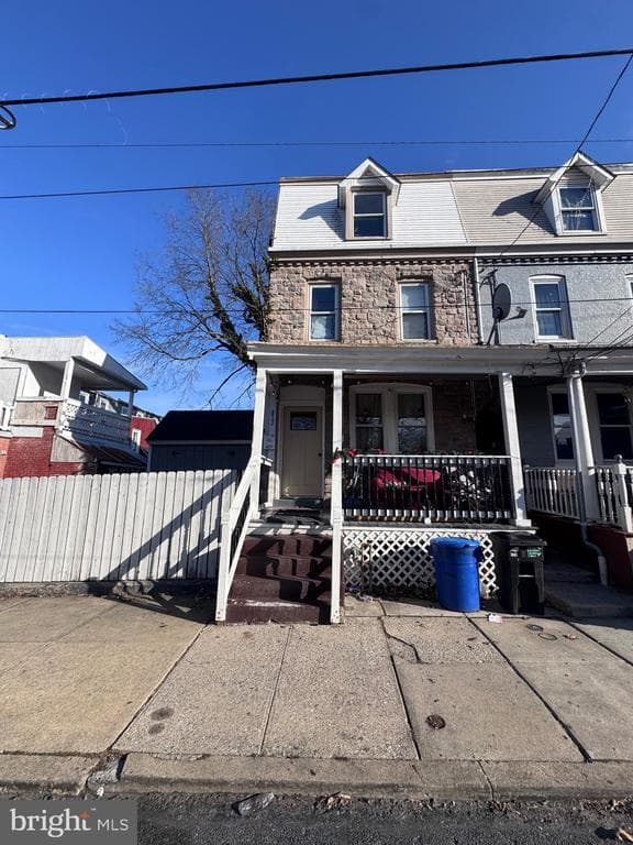 213 Juniata Street photo 1