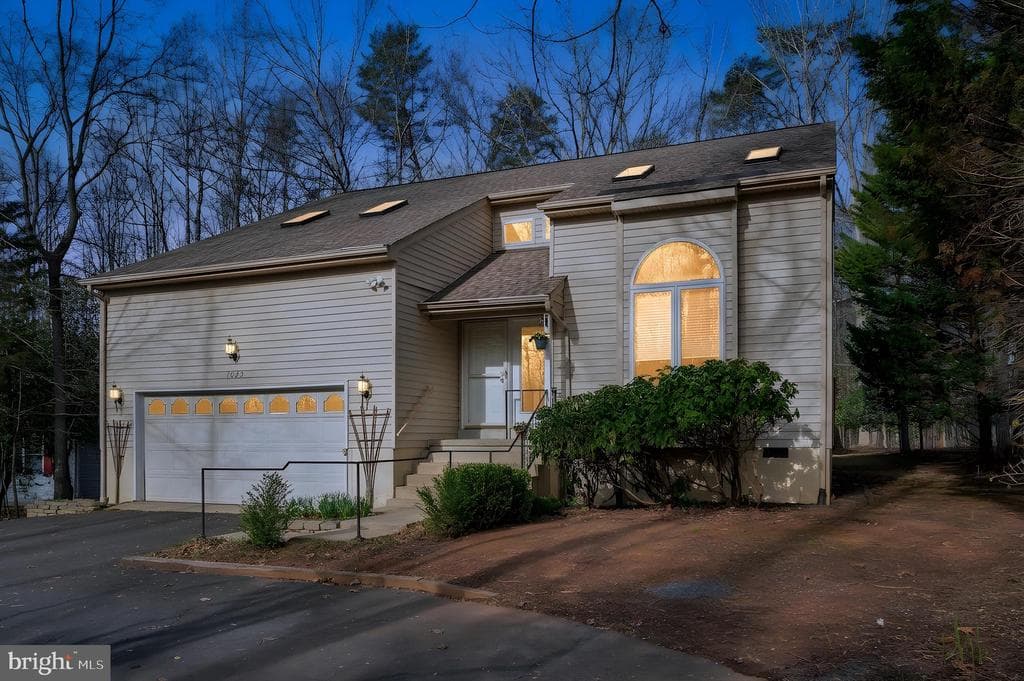 1023 Eastover Parkway photo 1