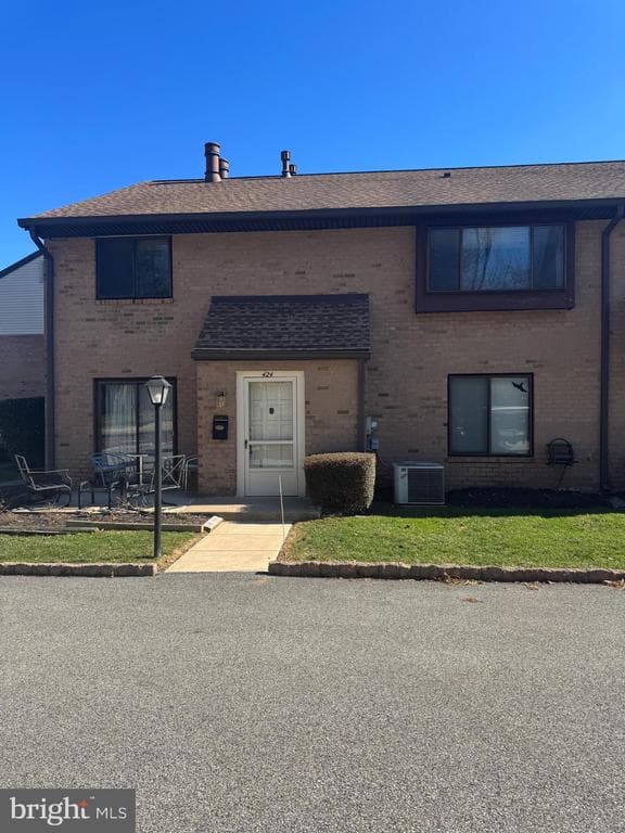 700 Ardmore Avenue #424 photo 1