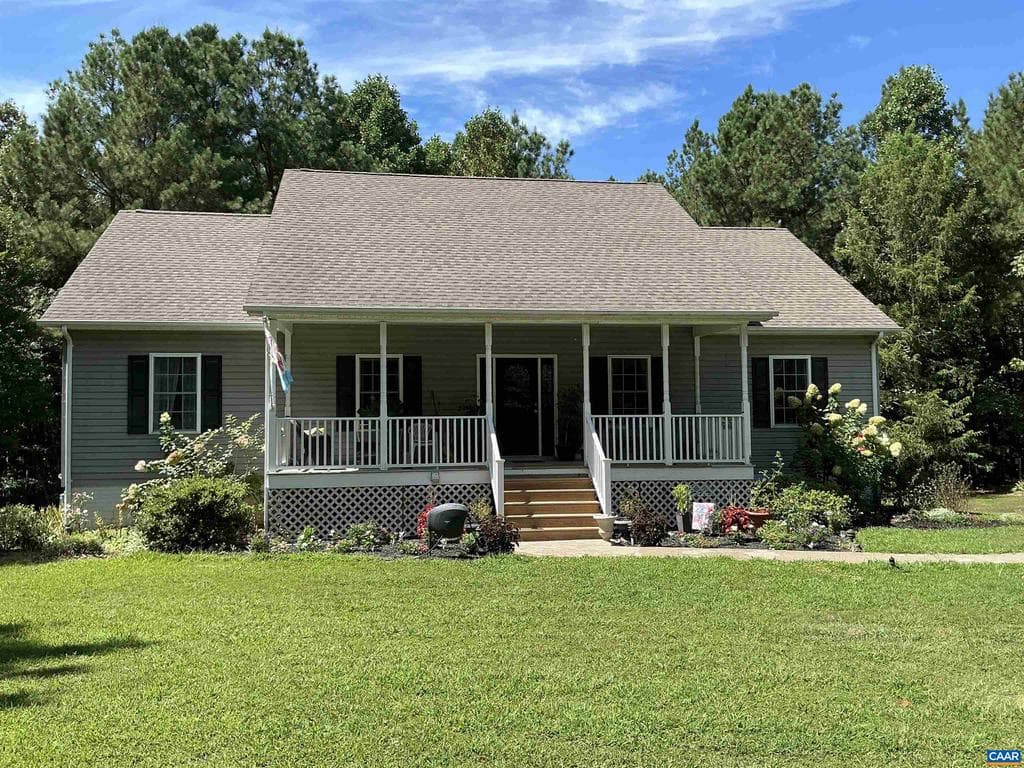 145 Butler Ln photo 1