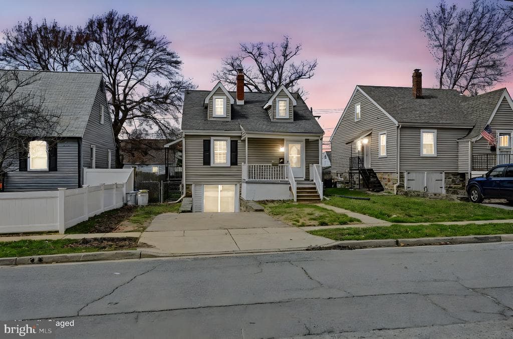 7402 Park Drive photo 1