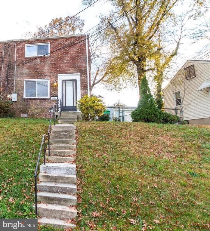 5907 Longfellow Street photo 1