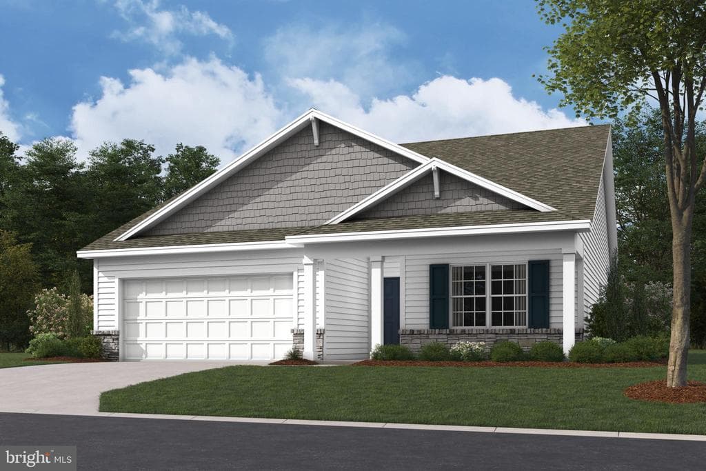 116 Erica Lane photo 1