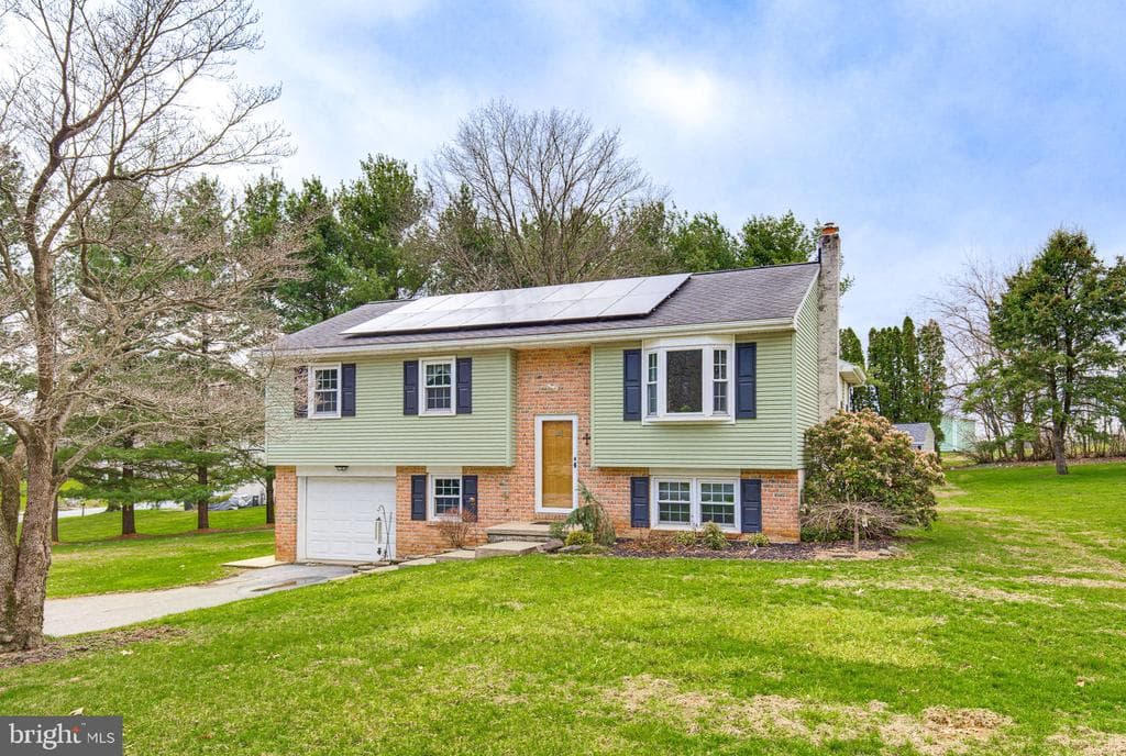 662 Bedington Circle photo 1
