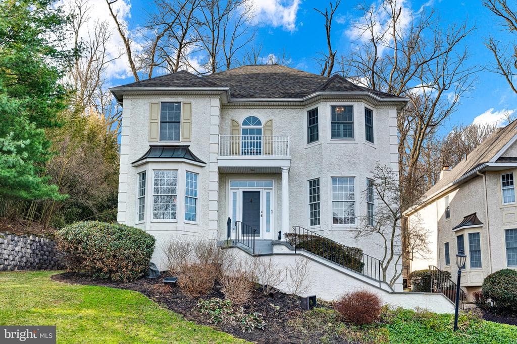 407 Merion Hill Lane photo 1