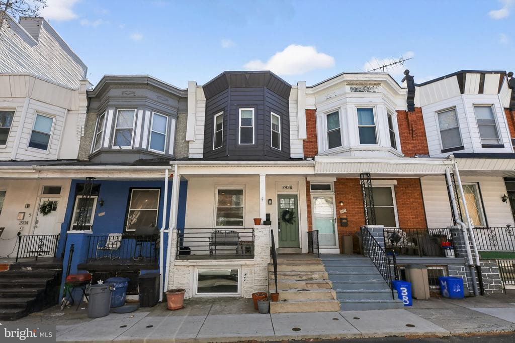 2938 Nicholas Street photo 1