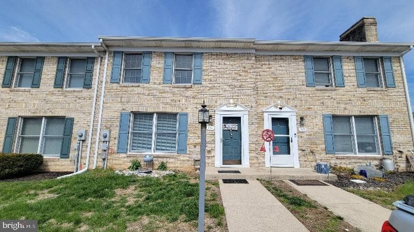 337 East Ridge Drive photo 1