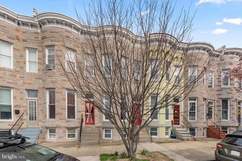 848 Powers Street photo 1