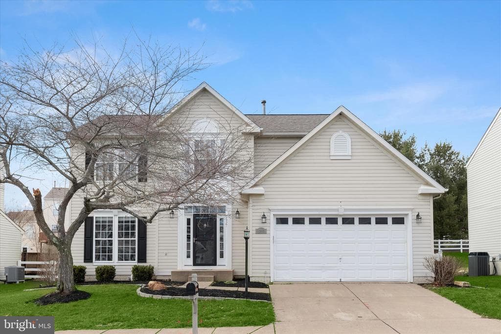 1203 Kingsbridge Terrace photo 1
