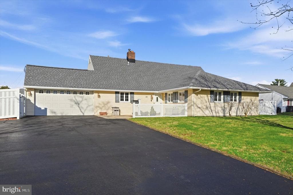 28 Sycamore Road photo 1