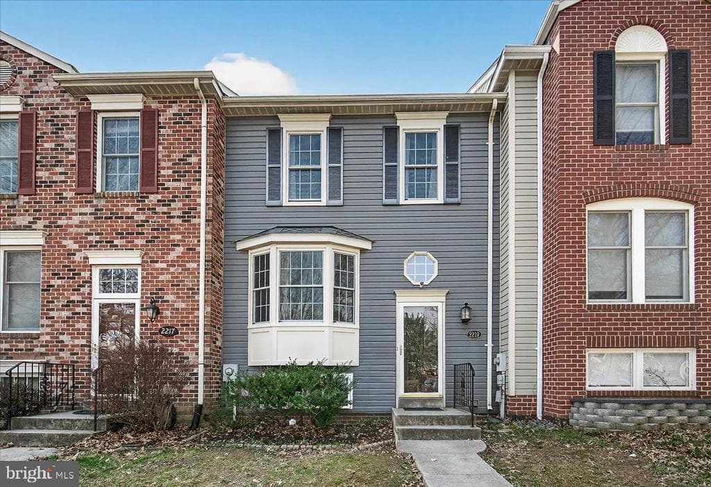 2219 Waller House Court photo 1