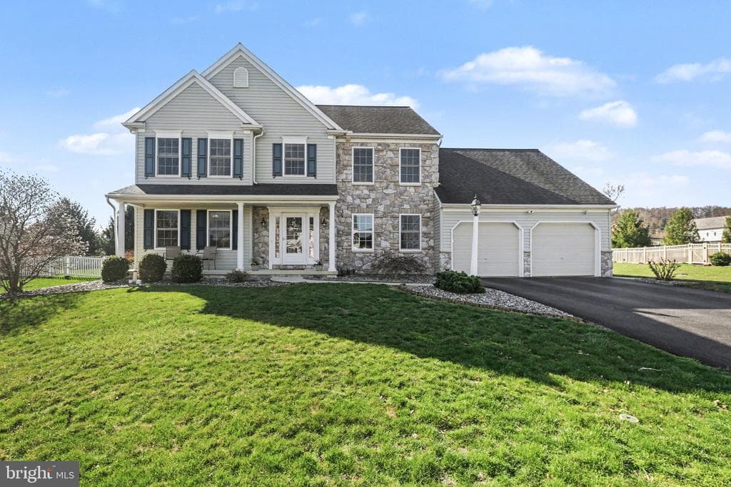 772 Rishel Drive photo 1