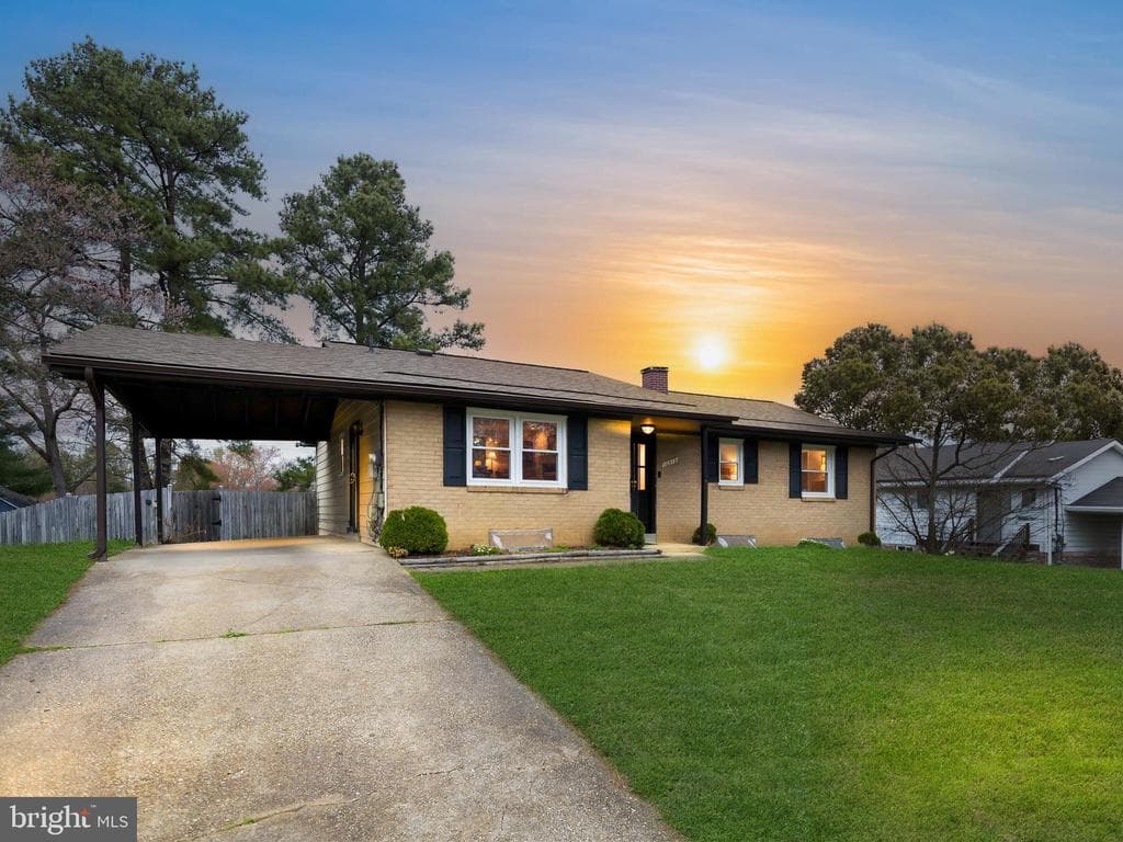 10912 Phillips Drive photo 1