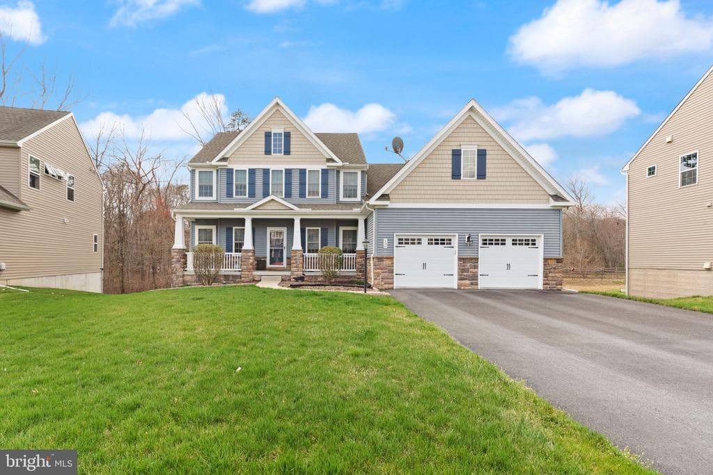 150 Steamboat Court photo 1
