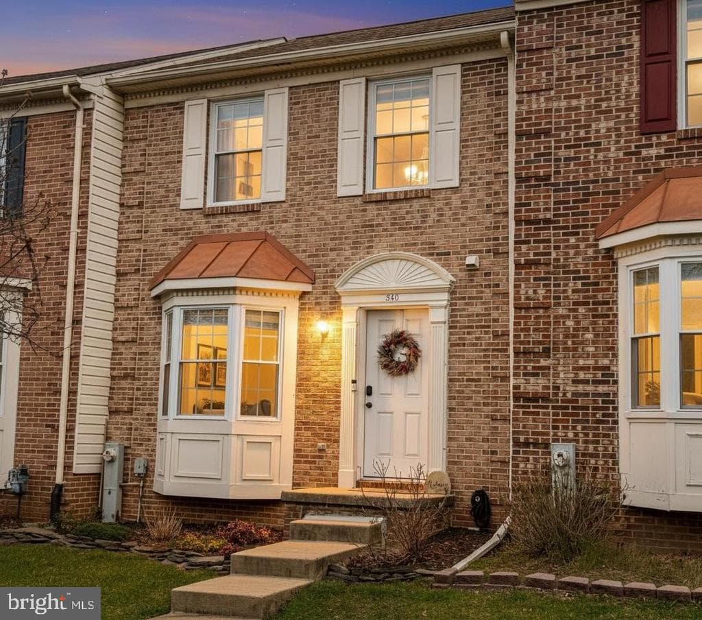 340 Sunray Court photo 1