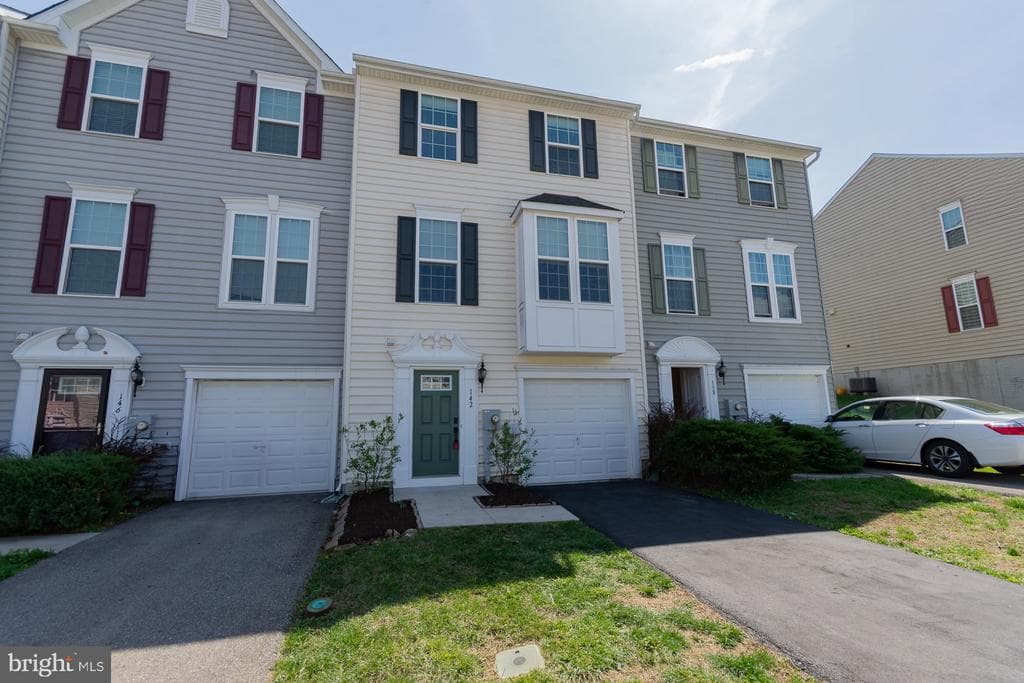 142 Norwood Drive photo 1