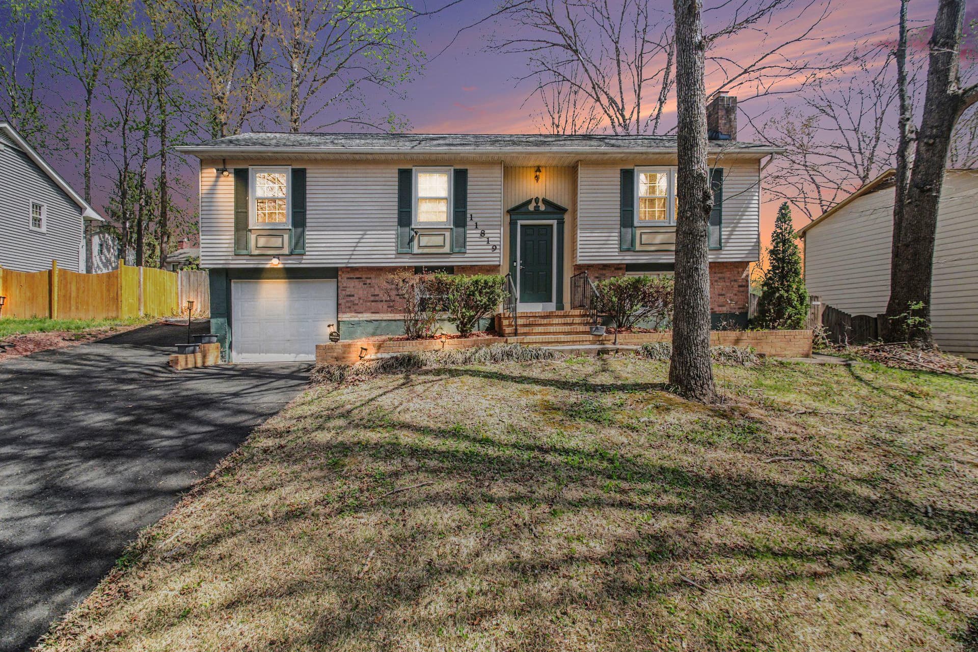 11819 Rutherford Drive photo 1