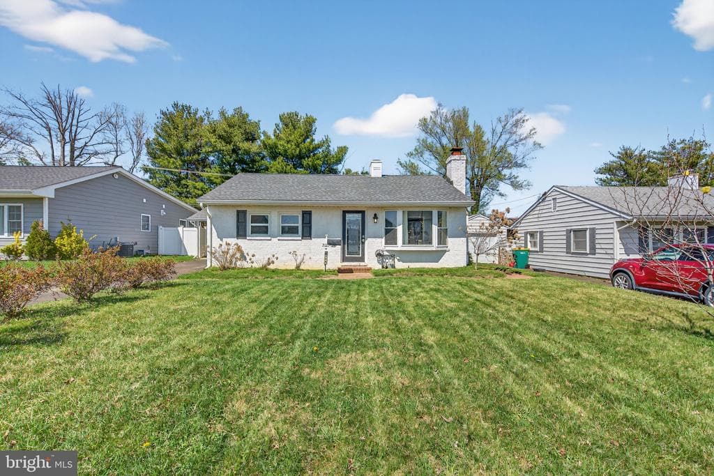 325 Austin Drive photo 1