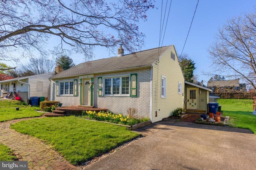 6108 Blue Grass Avenue photo 1