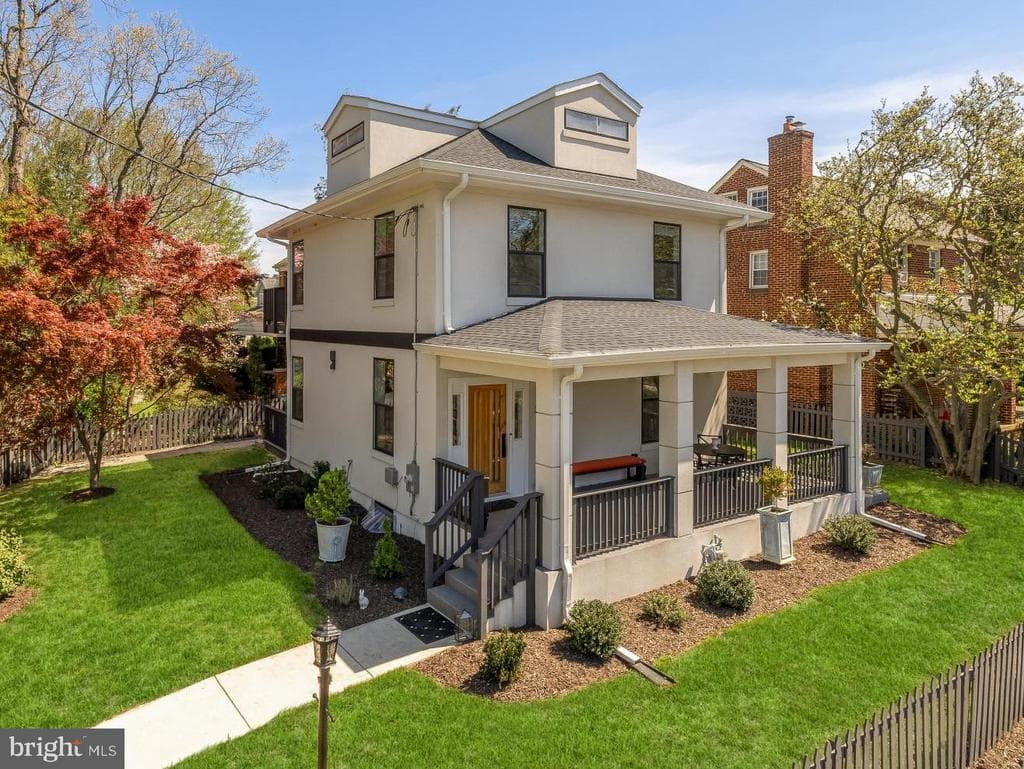 3009 17th Street NE photo 1
