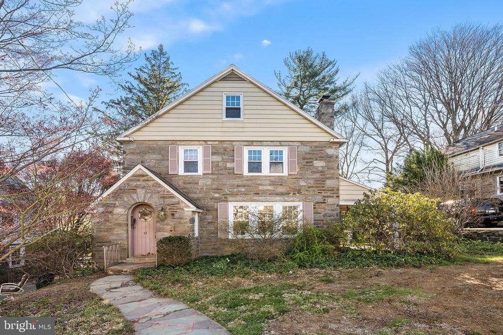 63 Lindbergh Avenue photo 1