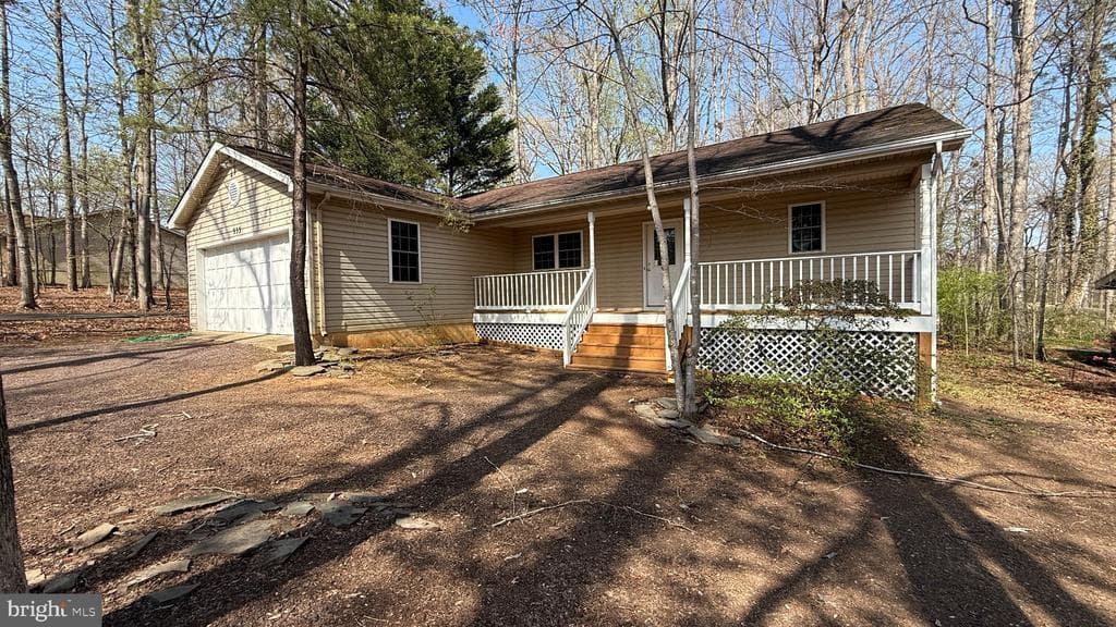 533 Mount Pleasant Drive photo 1