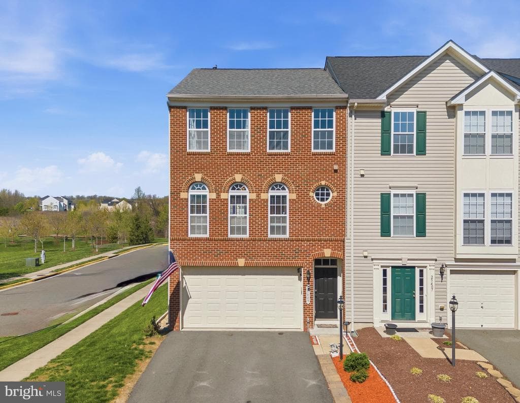 25409 Lisa Terrace photo 1