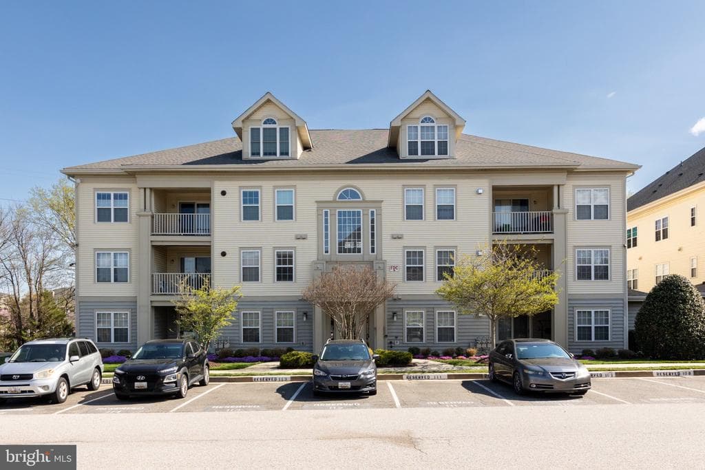 9101 Gracious End Court #204 photo 1