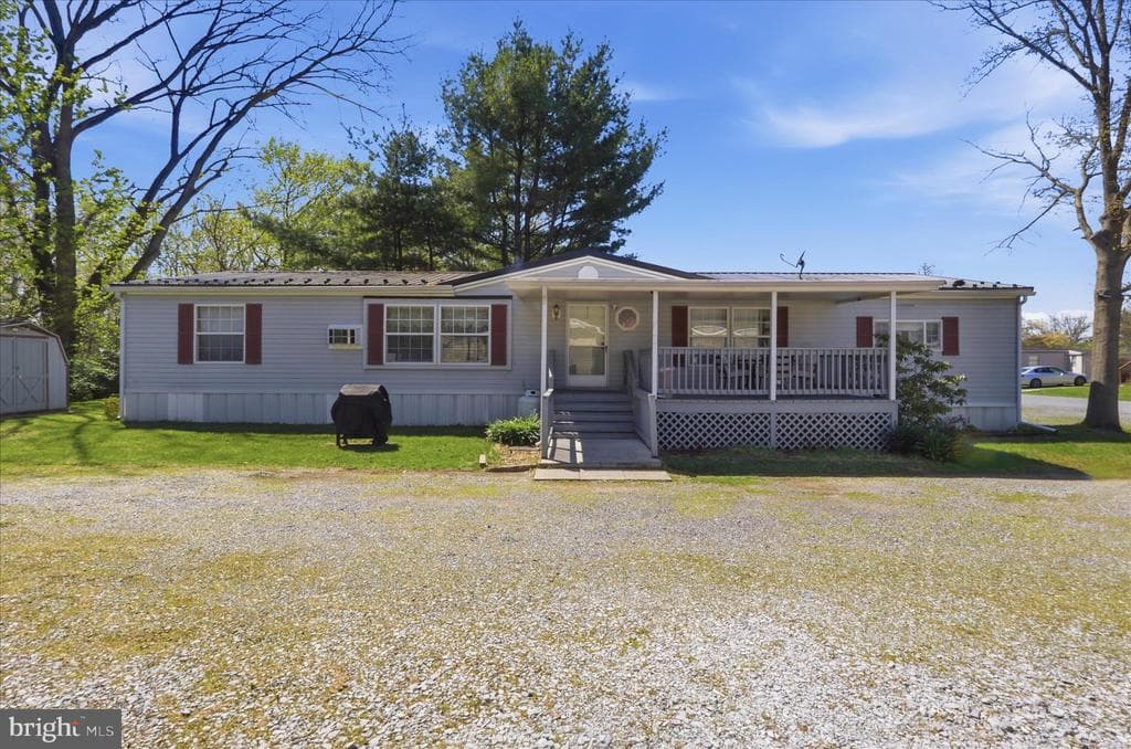 11125 Lakeside Drive photo 1