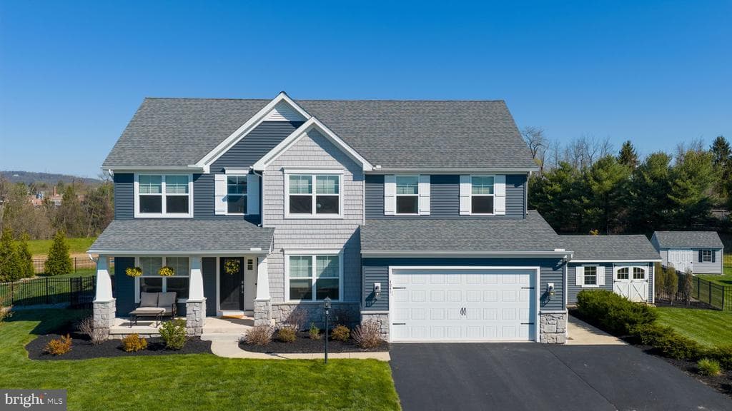 4041 Country Drive photo 1