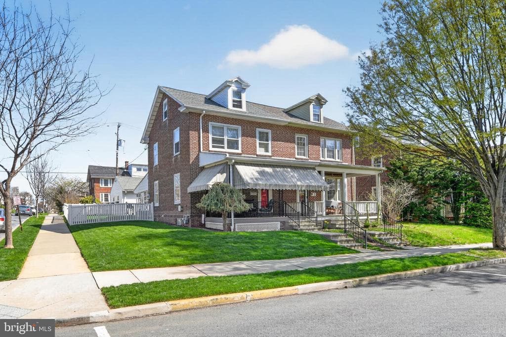 397 Pine Street photo 1