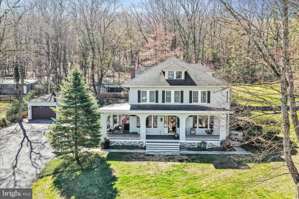 1801 Oak Road photo 1