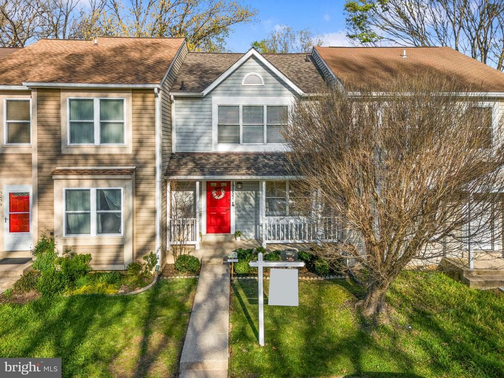 19257 Wheatfield Terrace photo 1