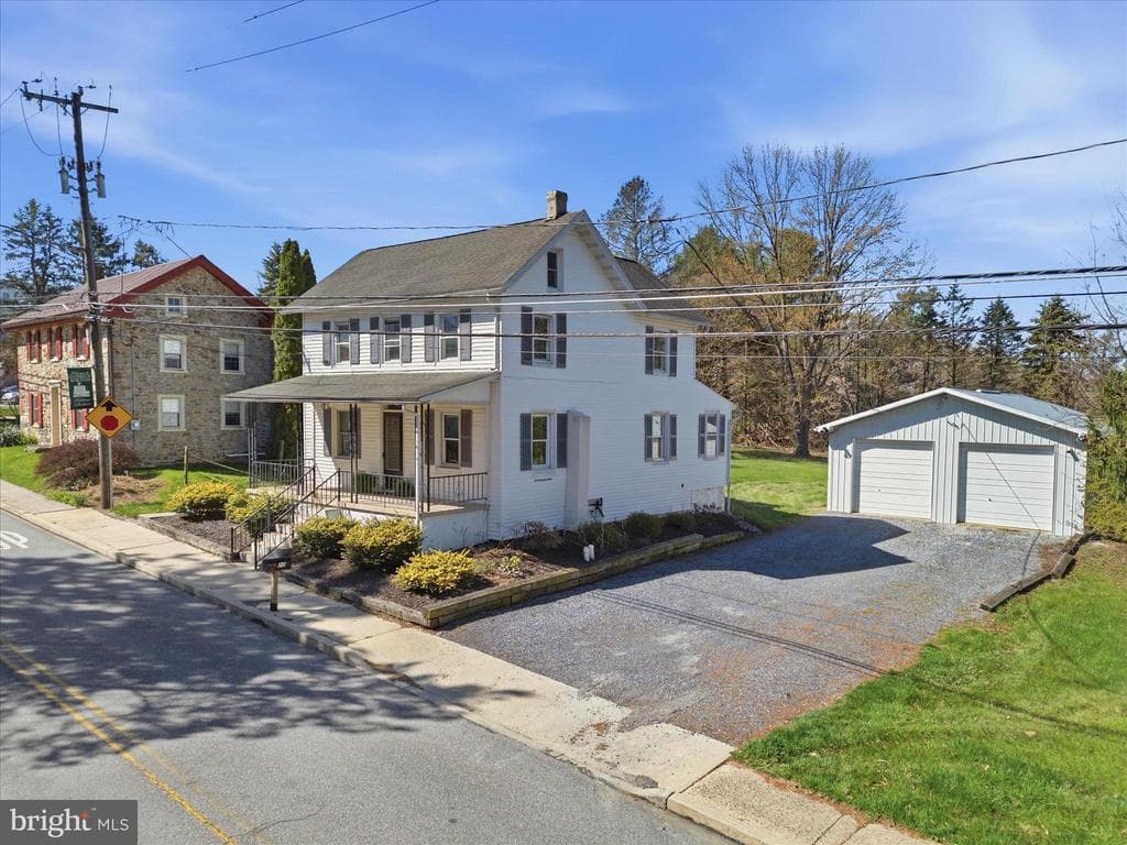 22 N Chestnut Street photo 1