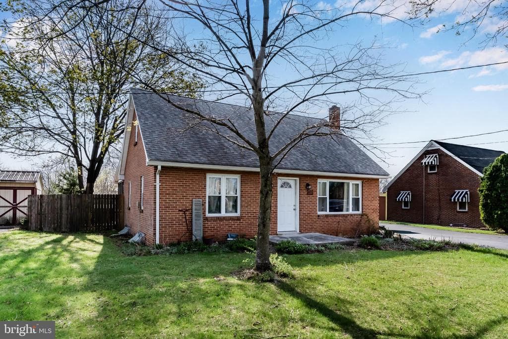 2691 Spring Road photo 1