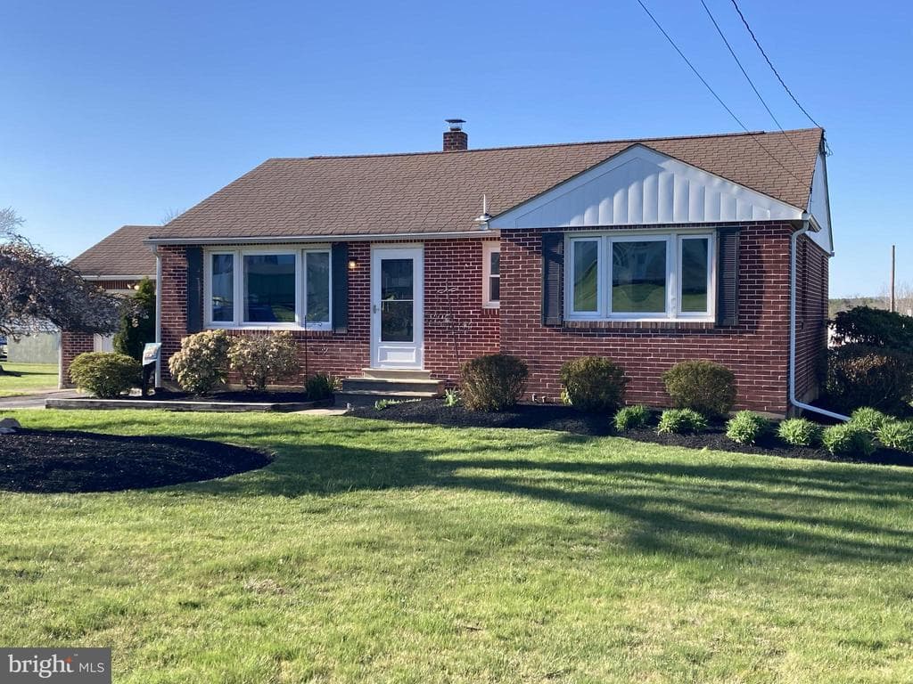 2150 Milford Avenue photo 1